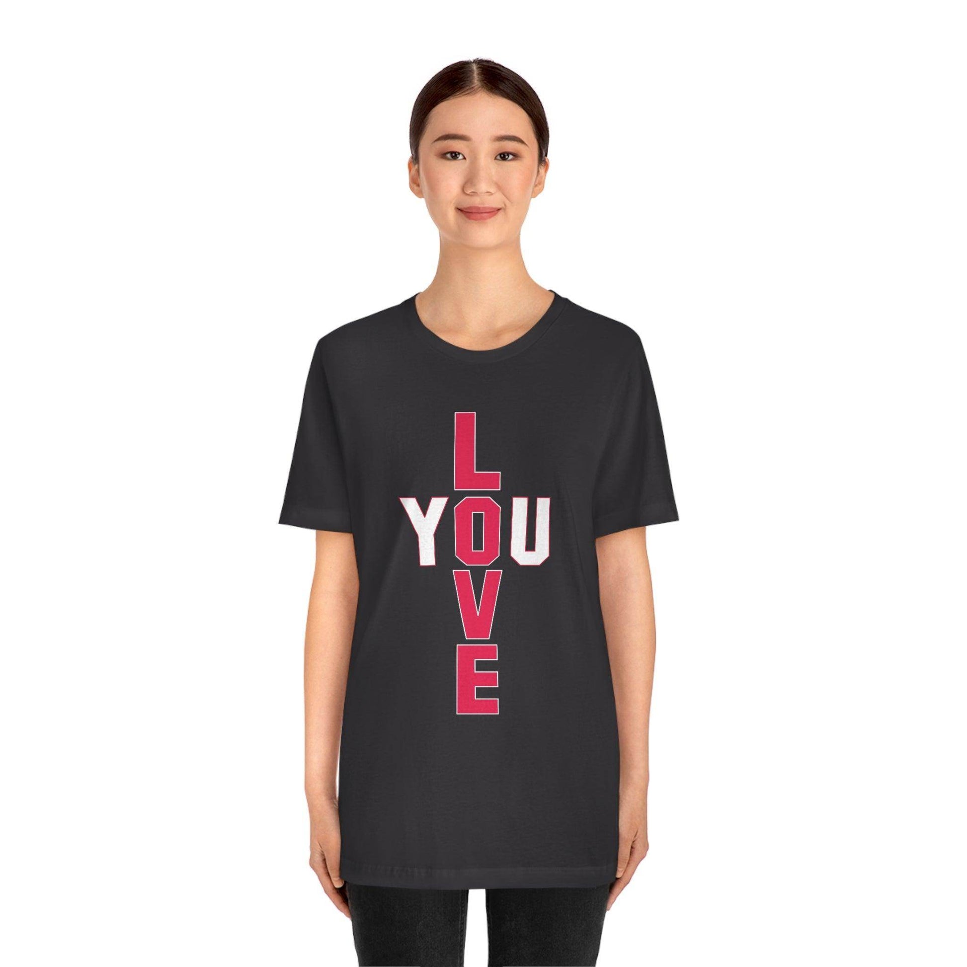 T-shape Love you Tee - Giftsmojo