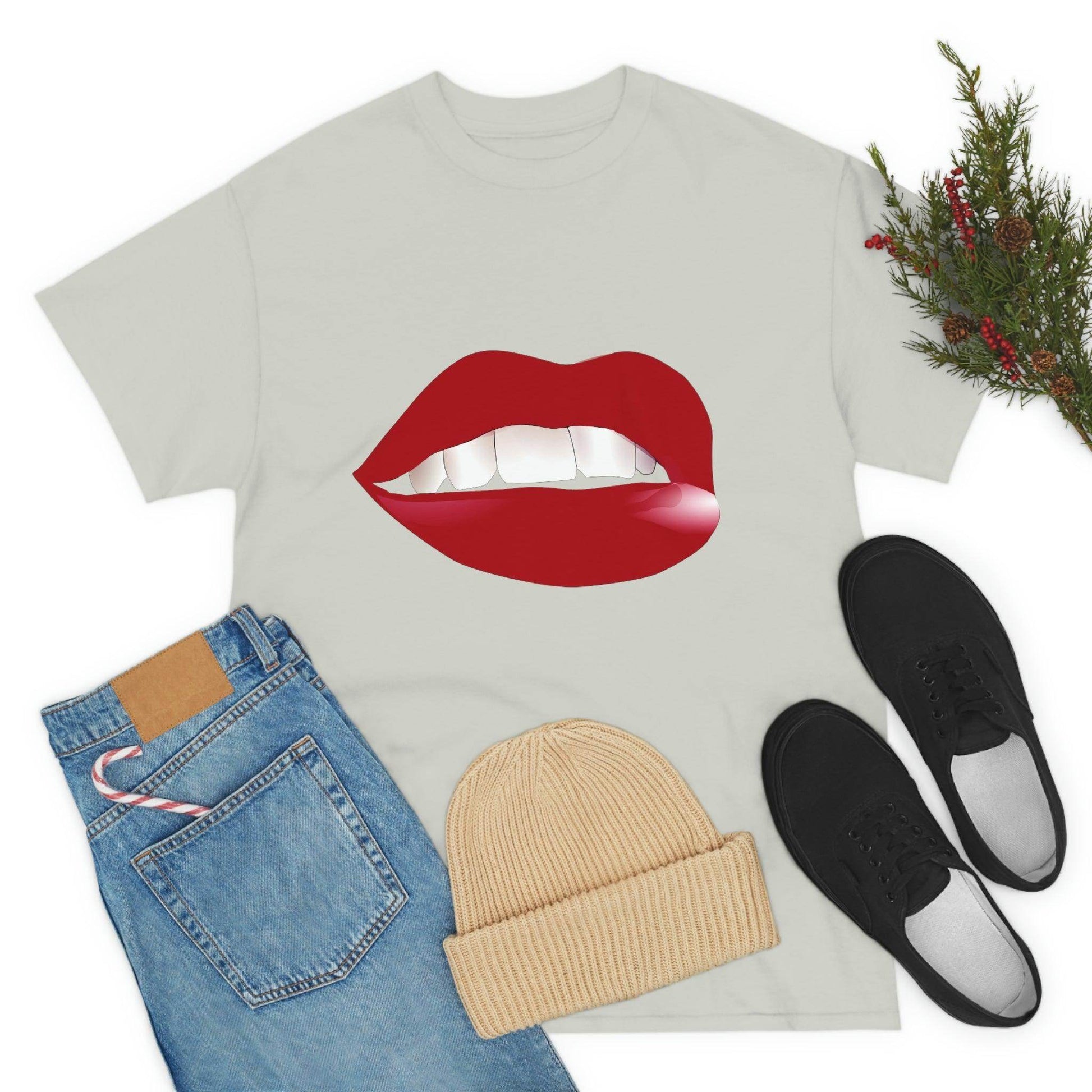 Lips Tee - Giftsmojo