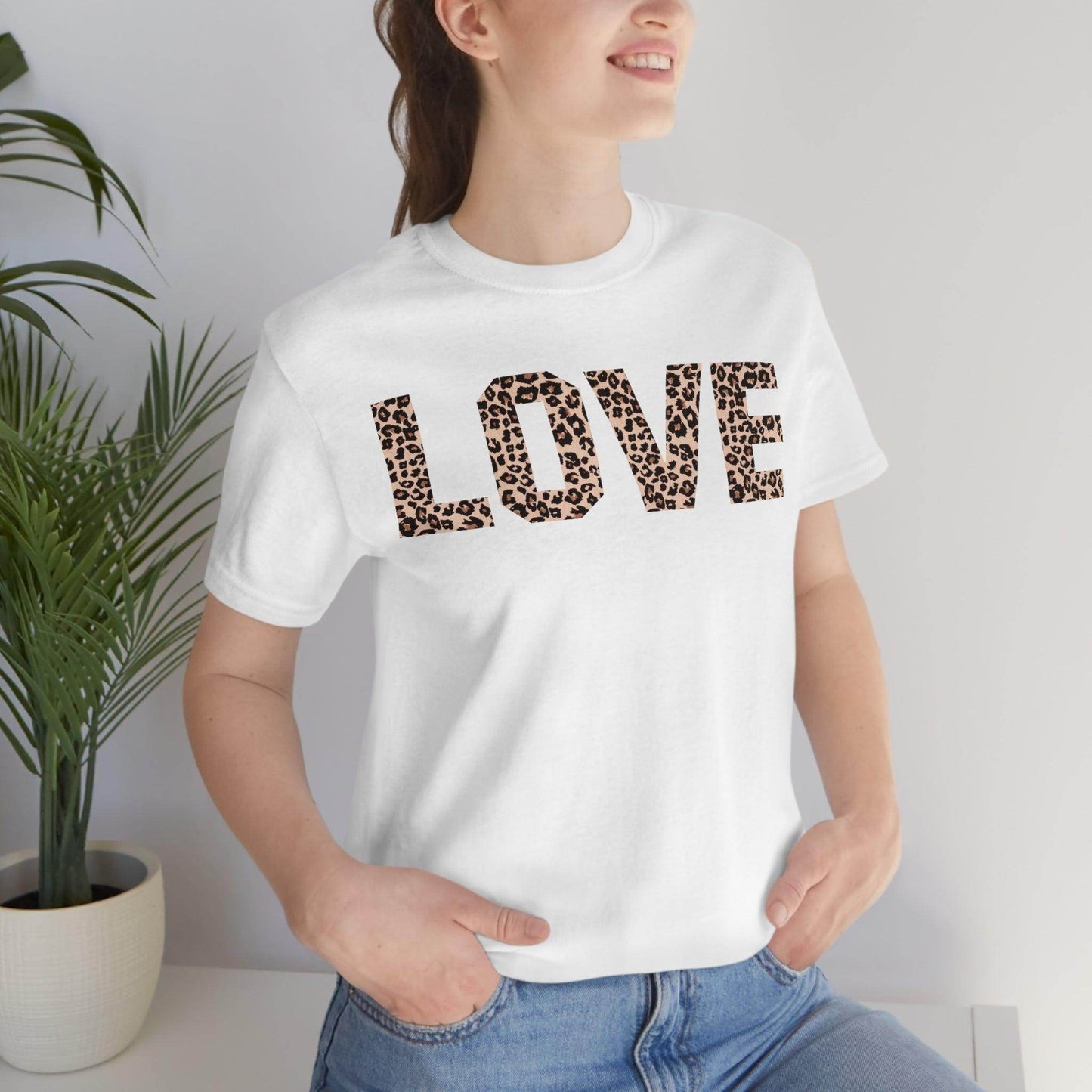 Leopard print love Tee - Giftsmojo