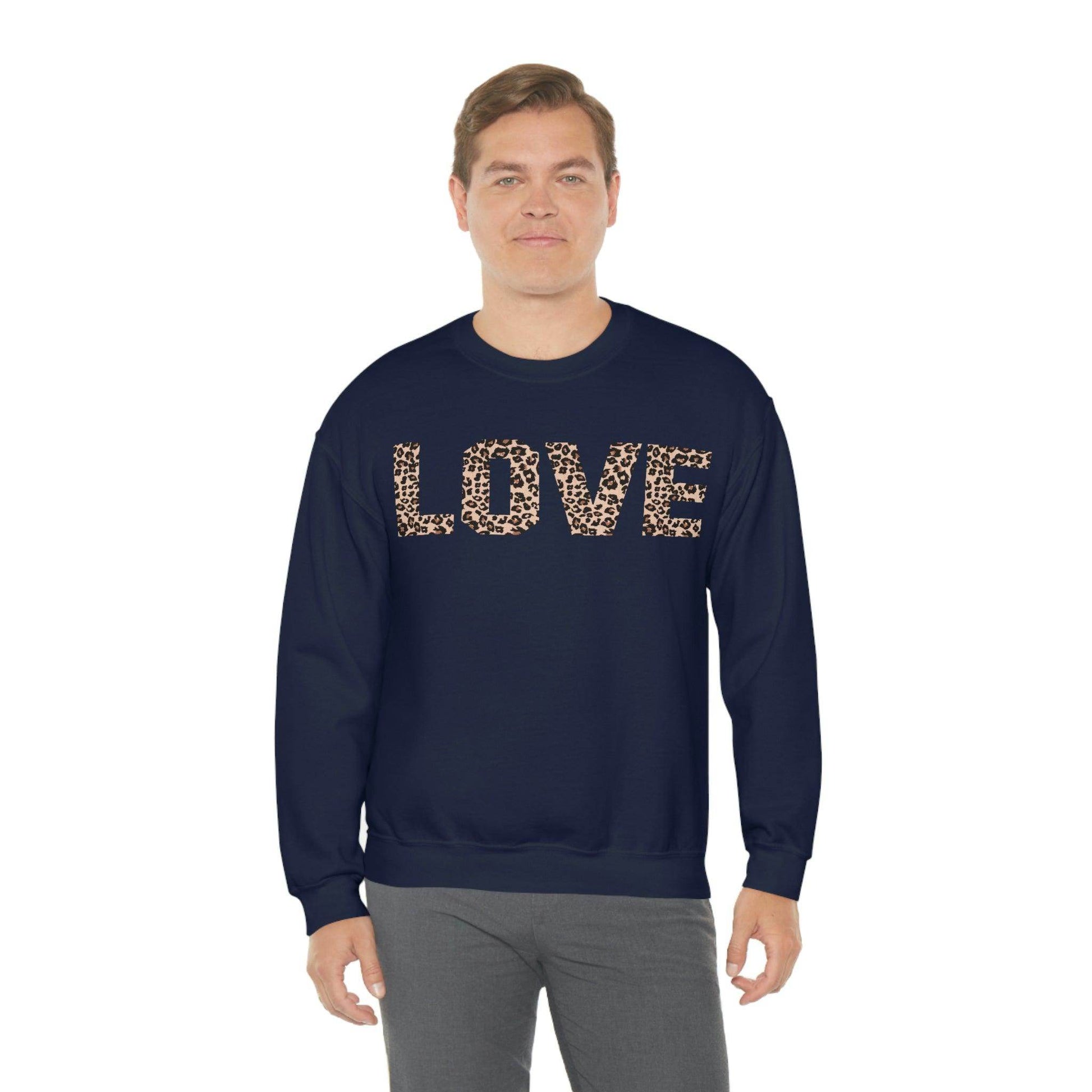Leopard print love Sweatshirt - Giftsmojo