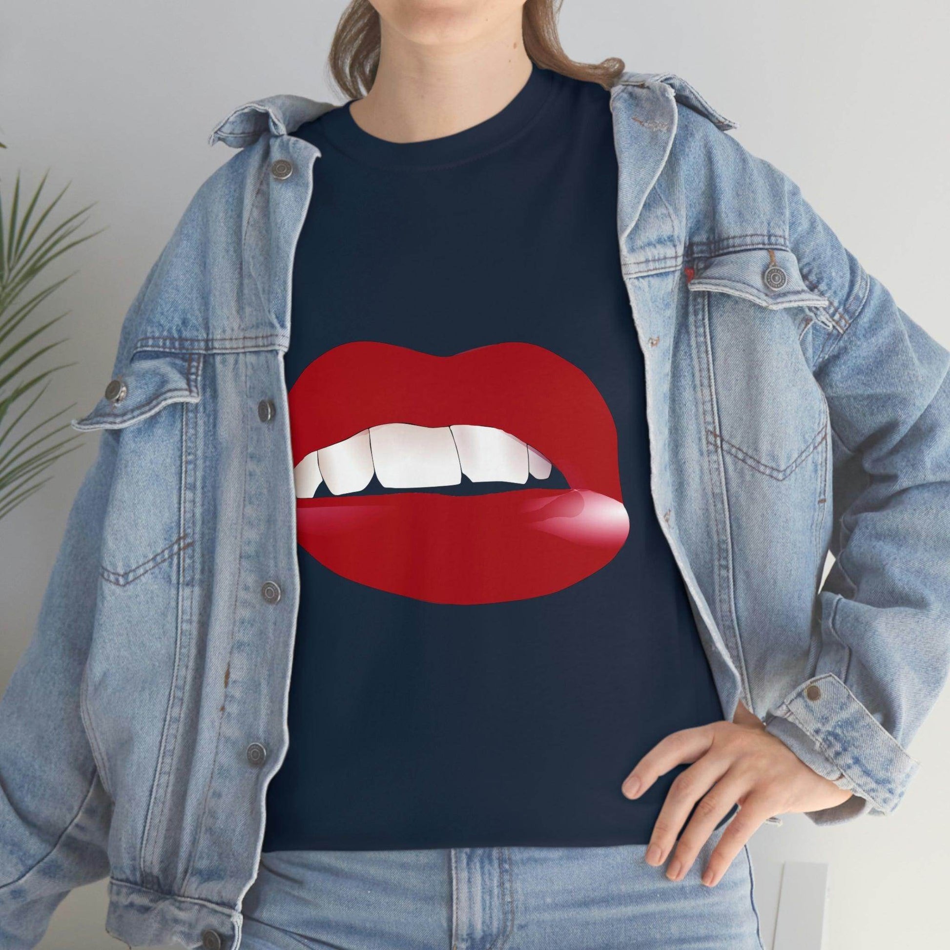 Lips Tee - Giftsmojo