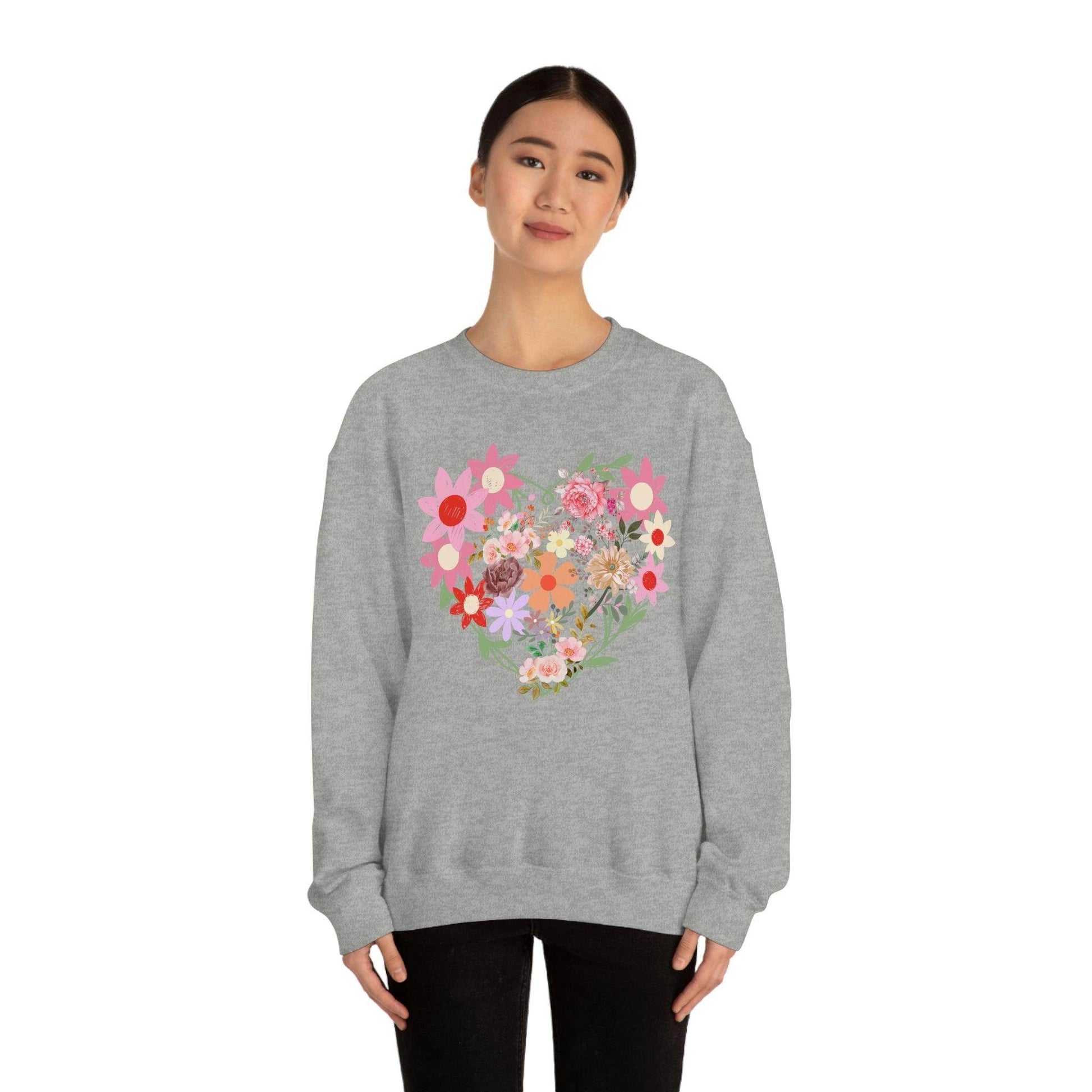 Flower Heart sweatshirt - Floral sweatshirt - Love Sweatshirt - Giftsmojo