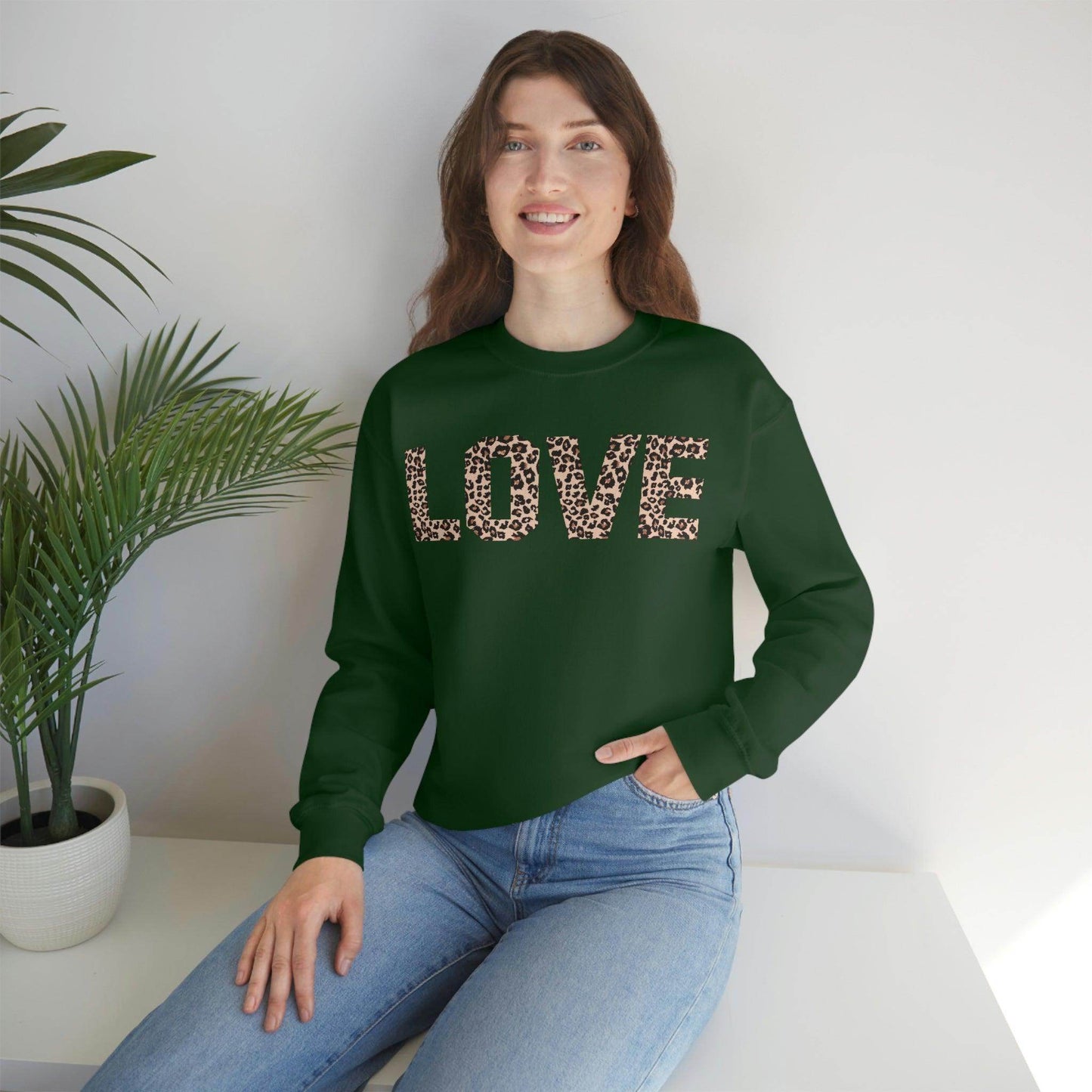 Leopard print love Sweatshirt - Giftsmojo