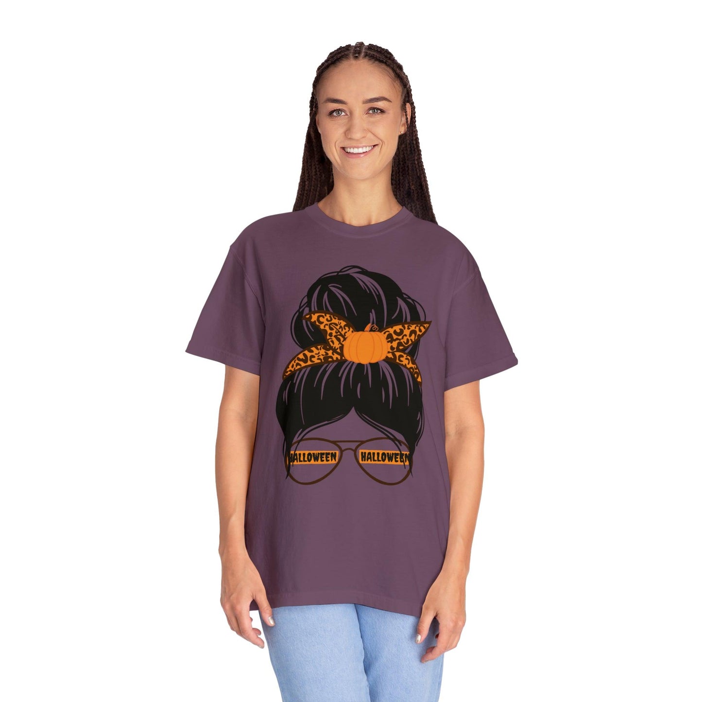 Cute Retro Halloween Tshirt for Mom, Momster Shirt, Vintage Shirt Halloween Shirt - Giftsmojo