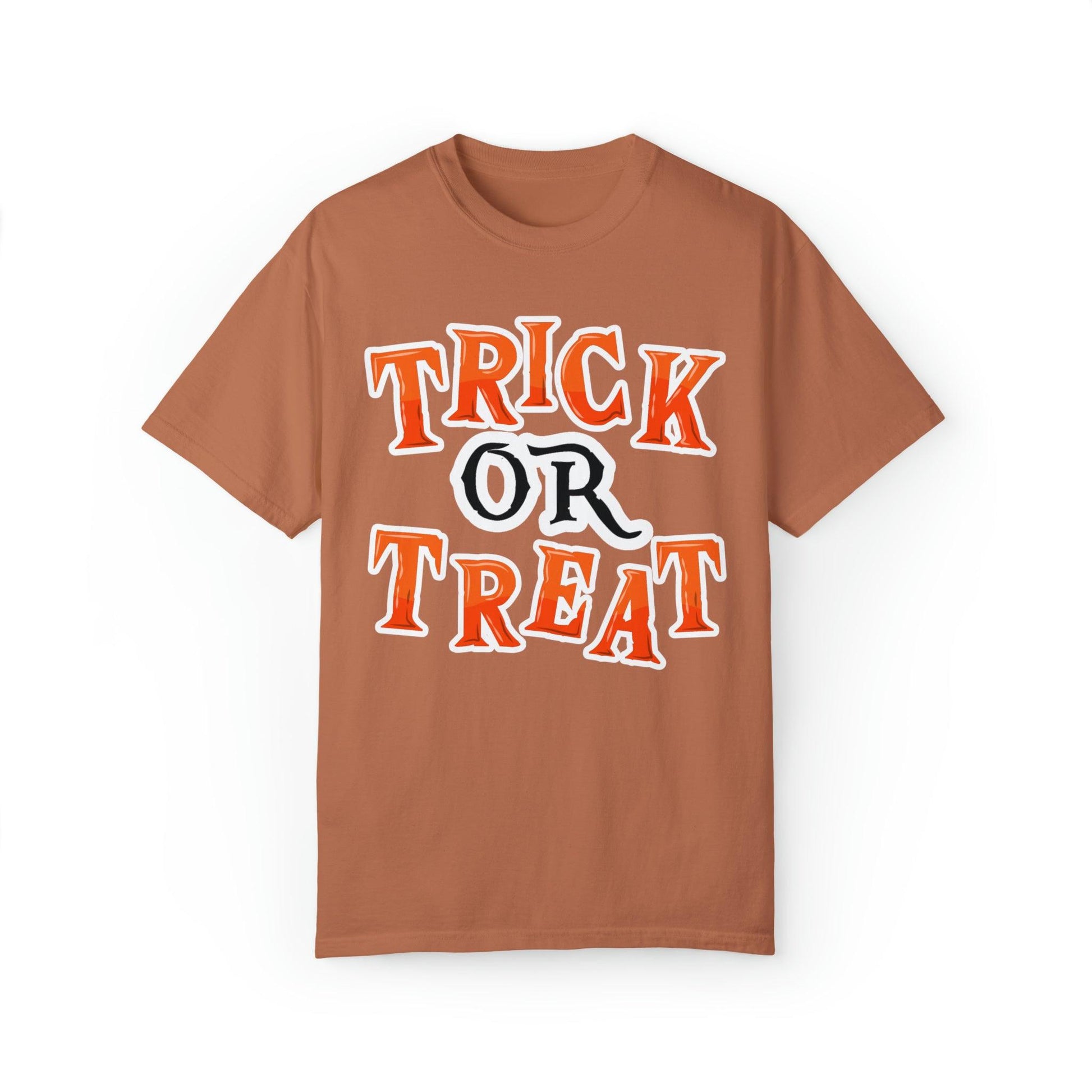 Retro Halloween Shirt, Trick or Treat Shirt Trick or Treating Outfit Vintage Shirt Halloween Tshirt Vintage Halloween Shirt Spooky Vibes - Giftsmojo