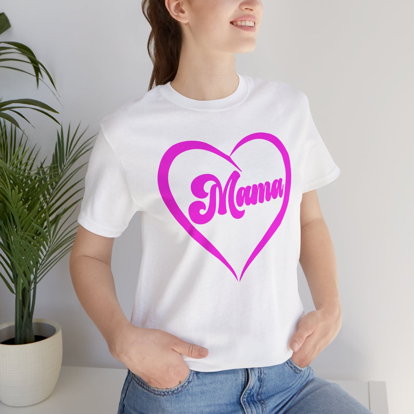 Love Mama Unisex Tee - Cool and Casual Mother's Day Gift