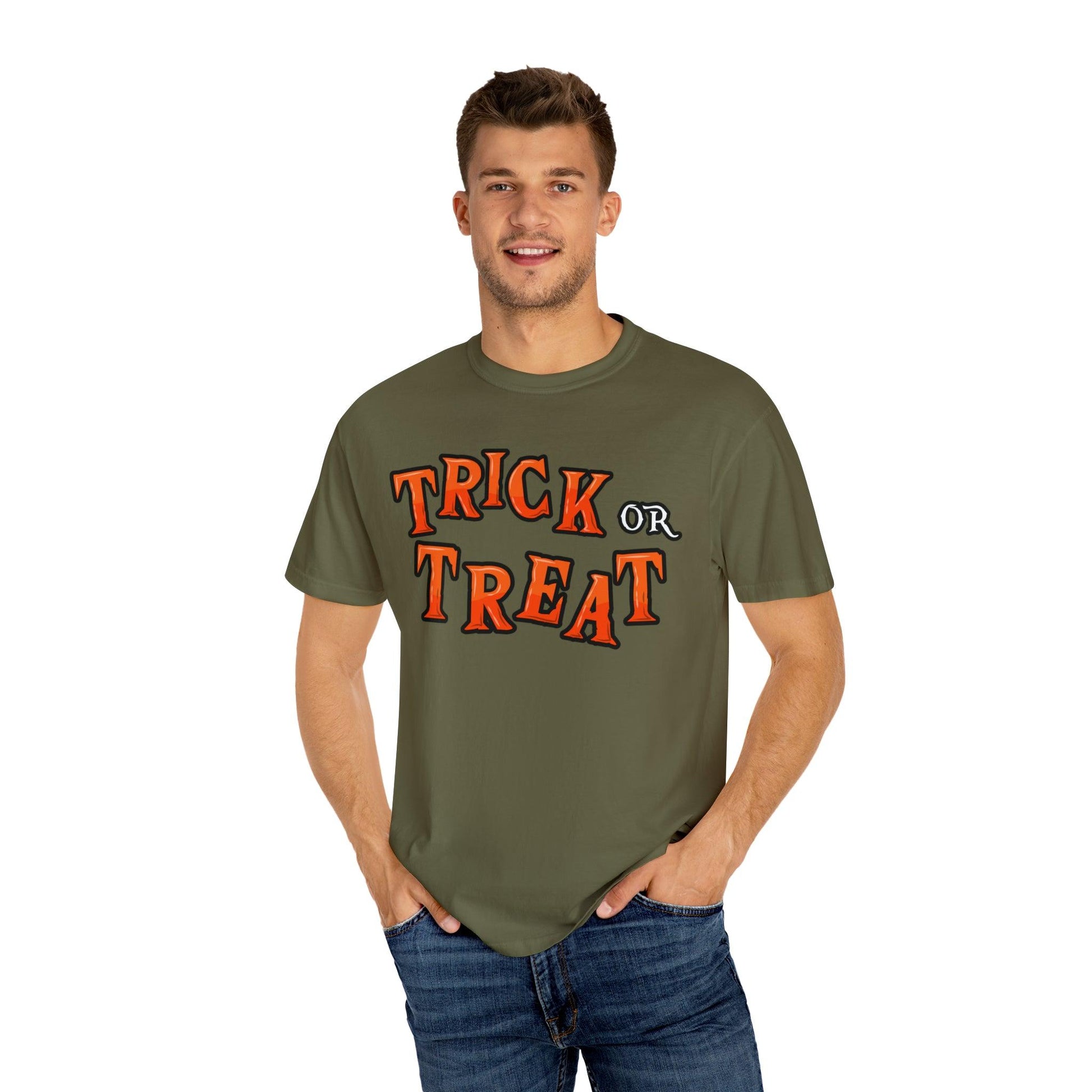 Halloween Party Outfit Trick or Treat Shirt Vintage Shirt Halloween Costume Cute Spooky Shirt, Halloween Gift Halloween T-shirt Trick or Treat Outfit - Giftsmojo