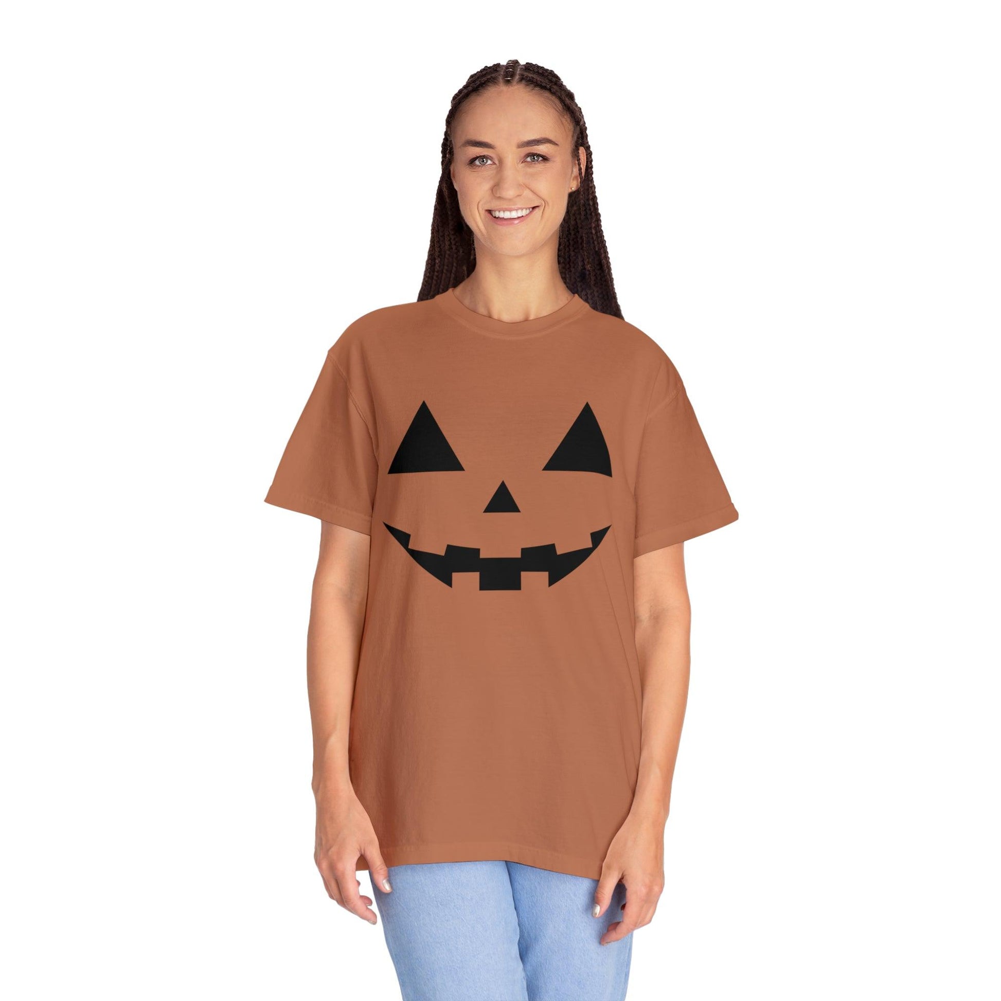 Cute Pumpkin Face Shirt Retro Halloween Tshirt, Vintage Shirt Halloween Shirt Pumpkin Face Halloween Costume Comfort Colors - Giftsmojo