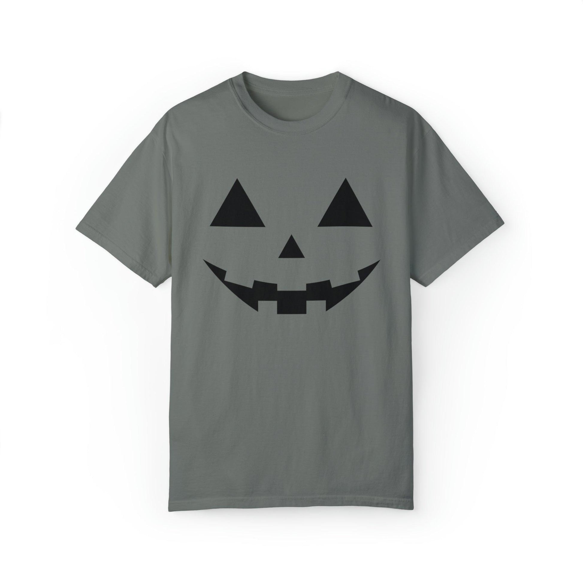 Cute Pumpkin Face Shirt Retro Halloween Tshirt, Vintage Shirt Halloween Shirt Pumpkin Face Halloween Costume Comfort Colors - Giftsmojo