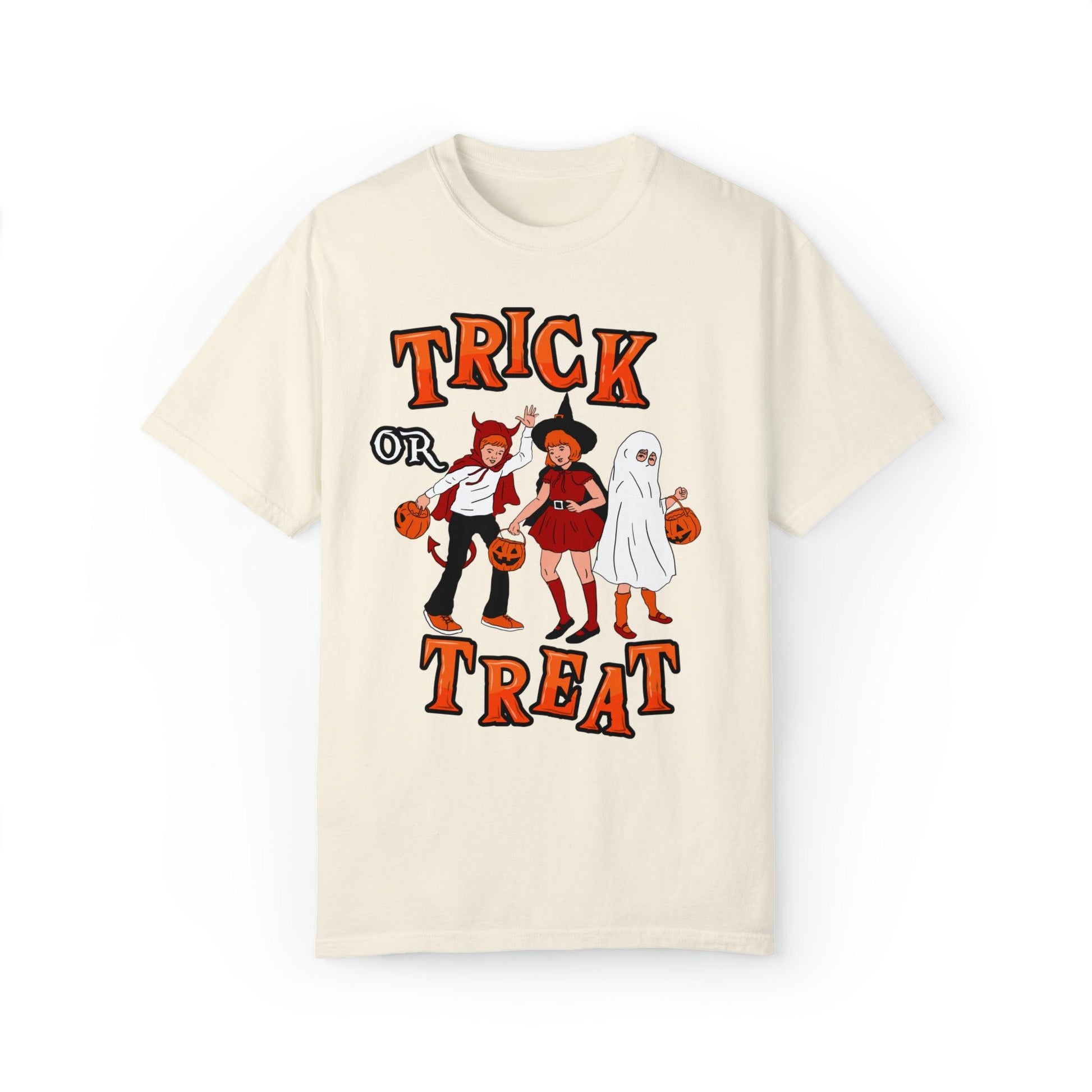 Cute Spooky Shirt Retro Halloween Tshirt Trick or Treat Shirt Vintage Shirt Halloween Shirt Halloween Gift Halloween T-shirt - Giftsmojo