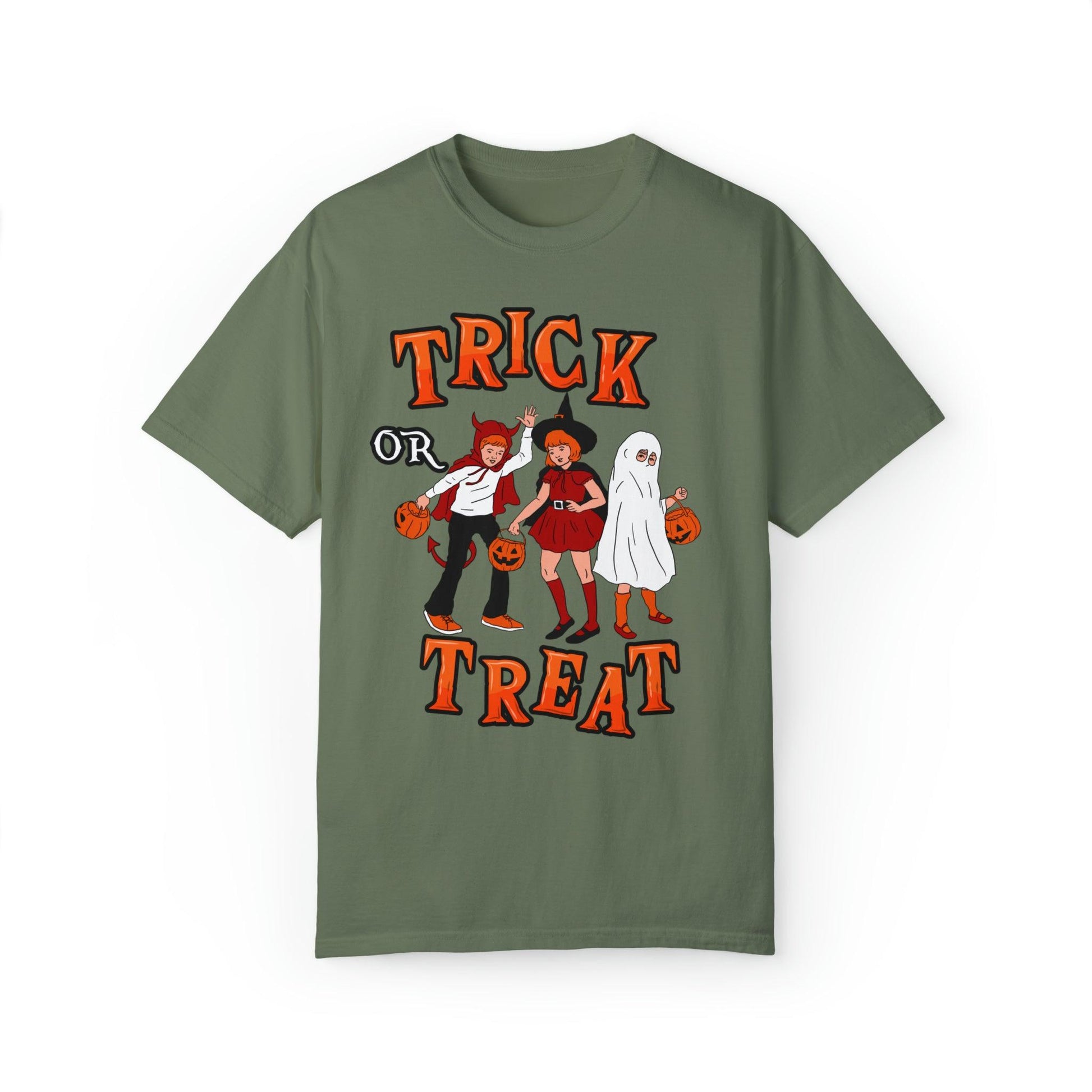 Cute Spooky Shirt Retro Halloween Tshirt Trick or Treat Shirt Vintage Shirt Halloween Shirt Halloween Gift Halloween T-shirt - Giftsmojo