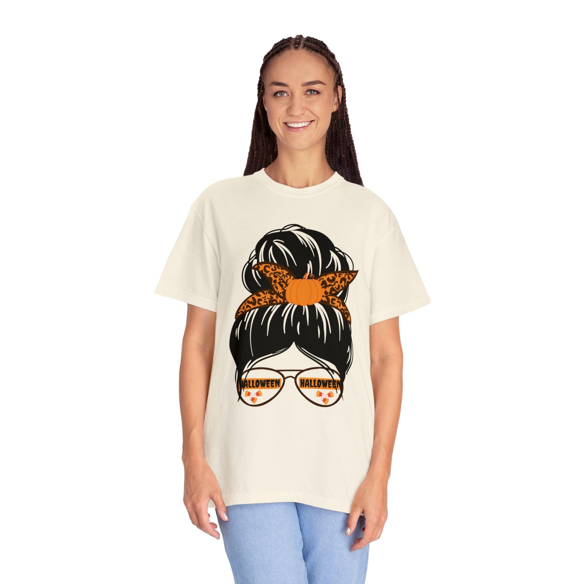 Retro Halloween Tshirt, Momster Shirt, Vintage Shirt Halloween Shirt - Giftsmojo