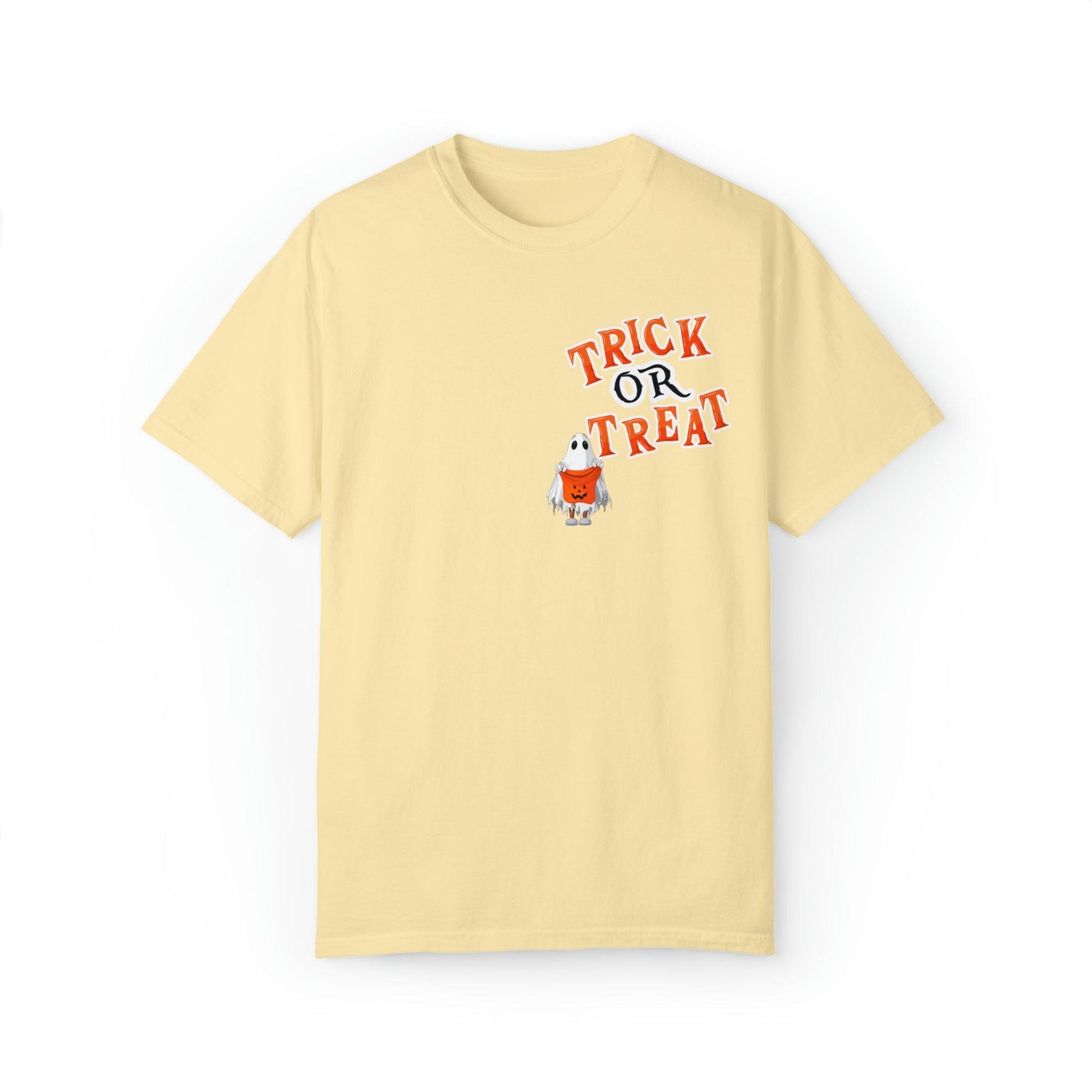 Retro Halloween Tshirt, Trick or Treat Shirt Vintage Shirt Halloween Shirt Cute Spooky Shirt, Halloween Gift Halloween T-shirt - Giftsmojo