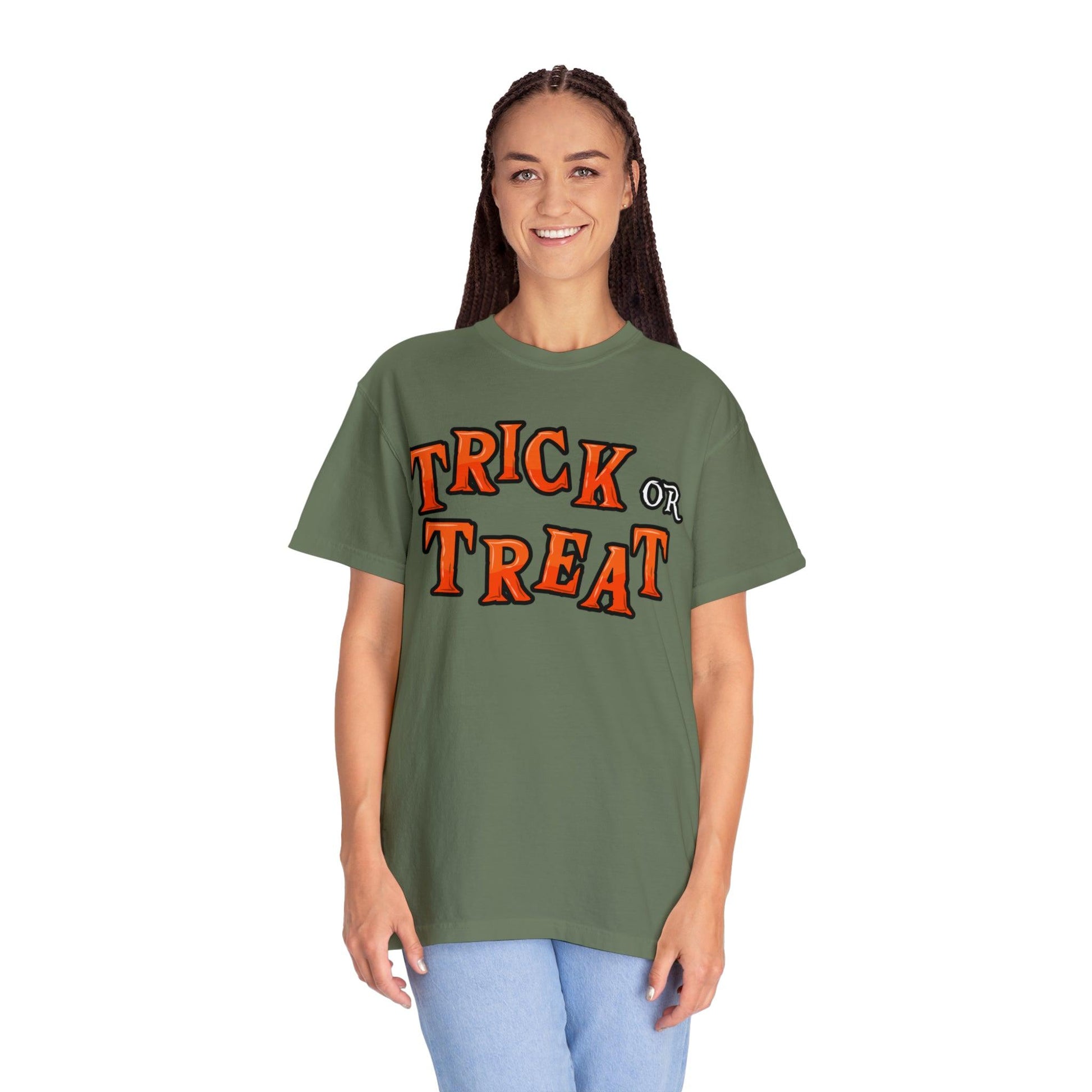 Halloween Party Outfit Trick or Treat Shirt Vintage Shirt Halloween Costume Cute Spooky Shirt, Halloween Gift Halloween T-shirt Trick or Treat Outfit - Giftsmojo