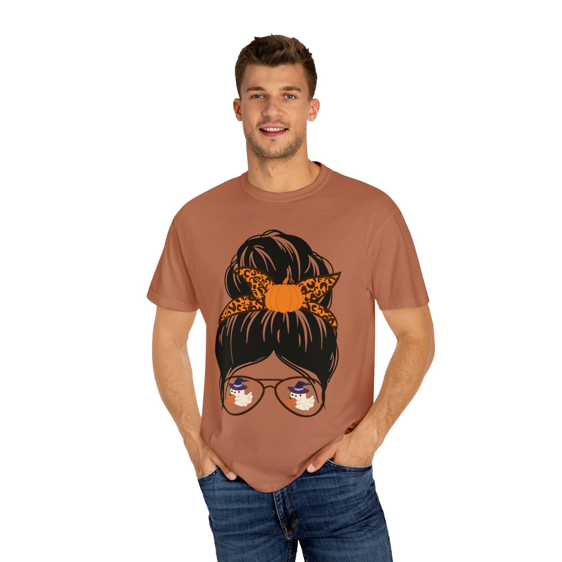 Retro Momster Shirt Halloween Tshirt, Mom Halloween Shirt Trick or Treat shirt, Vintage Shirt Halloween Shirt Office Halloween Costume Outfit - Giftsmojo