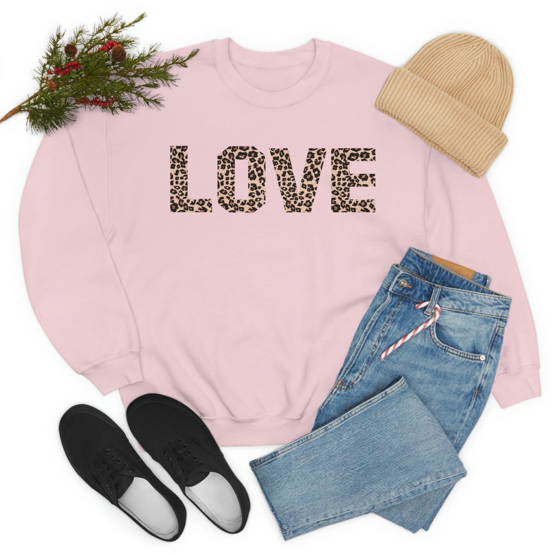 Leopard print love Sweatshirt - Giftsmojo