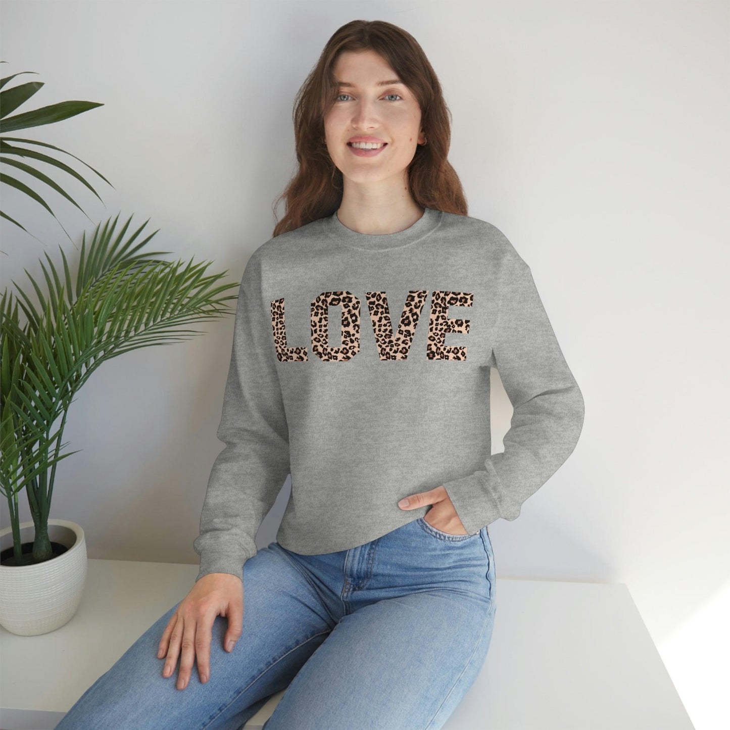 Leopard print love Sweatshirt - Giftsmojo