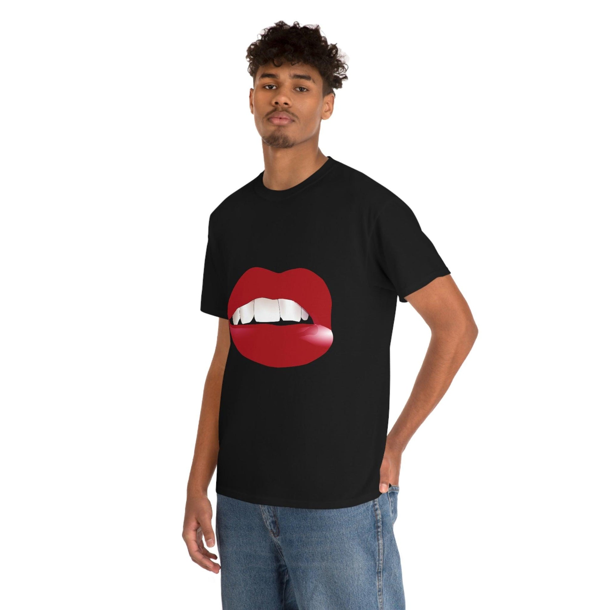 Lips Tee - Giftsmojo