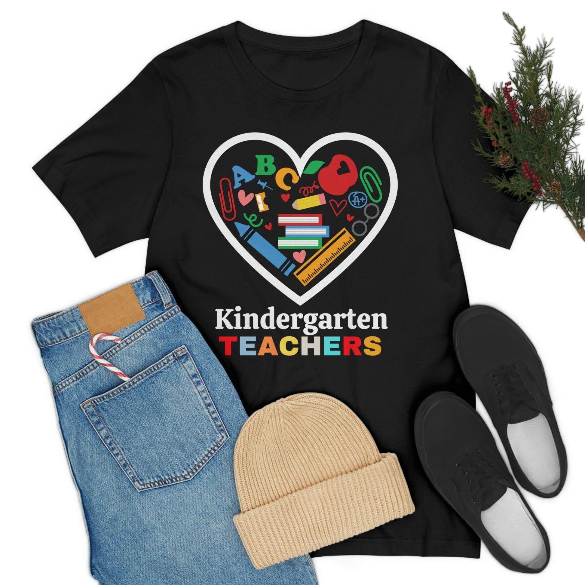 Love Kindergarten Teacher Shirt - Teacher Appreciation Shirt - Gift for Kindergarten Teacher - Giftsmojo