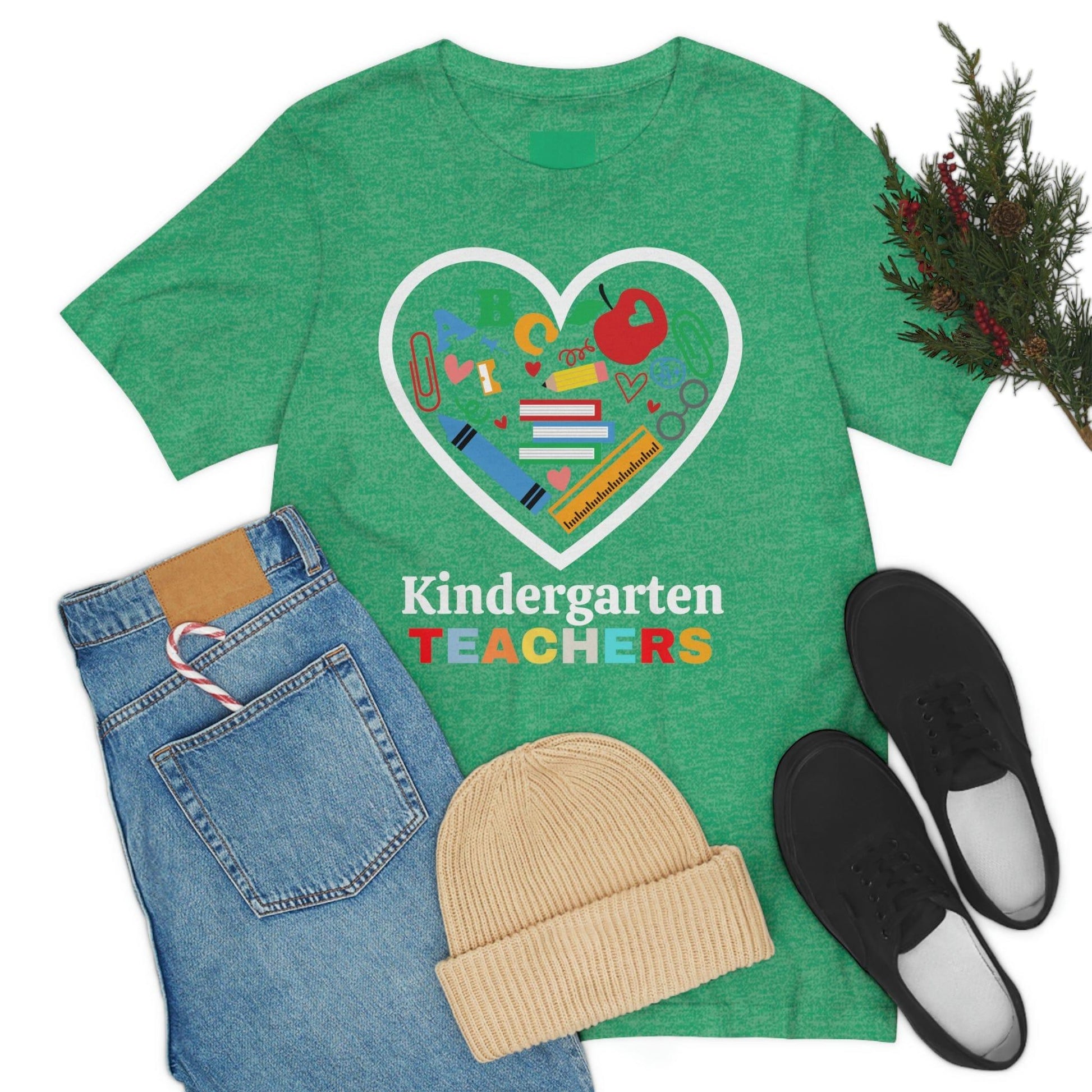 Love Kindergarten Teacher Shirt - Teacher Appreciation Shirt - Gift for Kindergarten Teacher - Giftsmojo