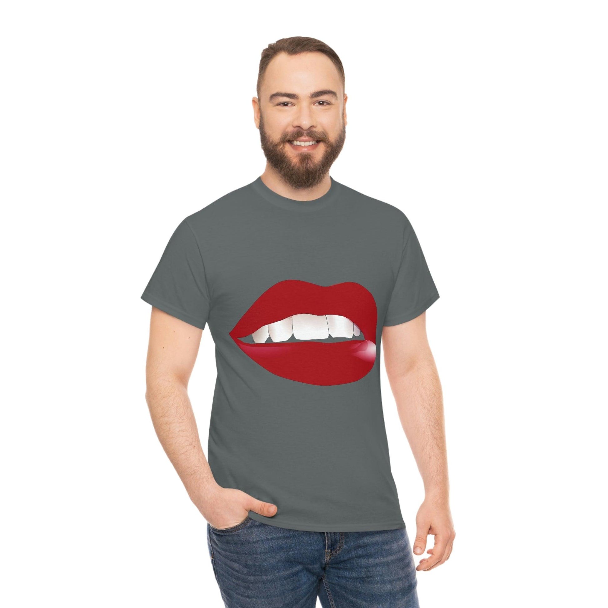 Lips Tee - Giftsmojo