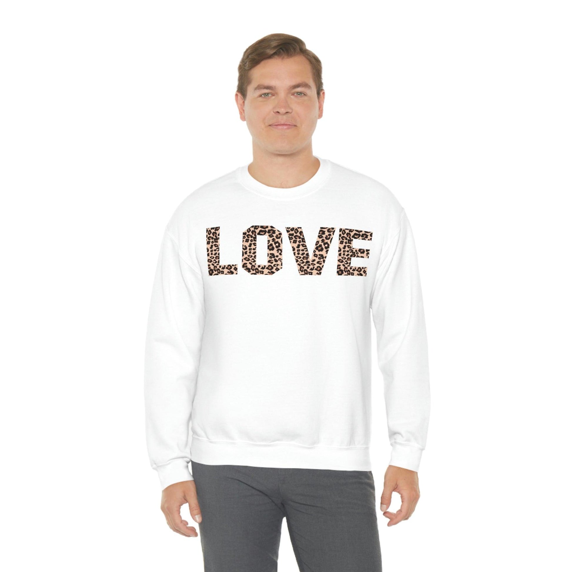 Leopard print love Sweatshirt - Giftsmojo