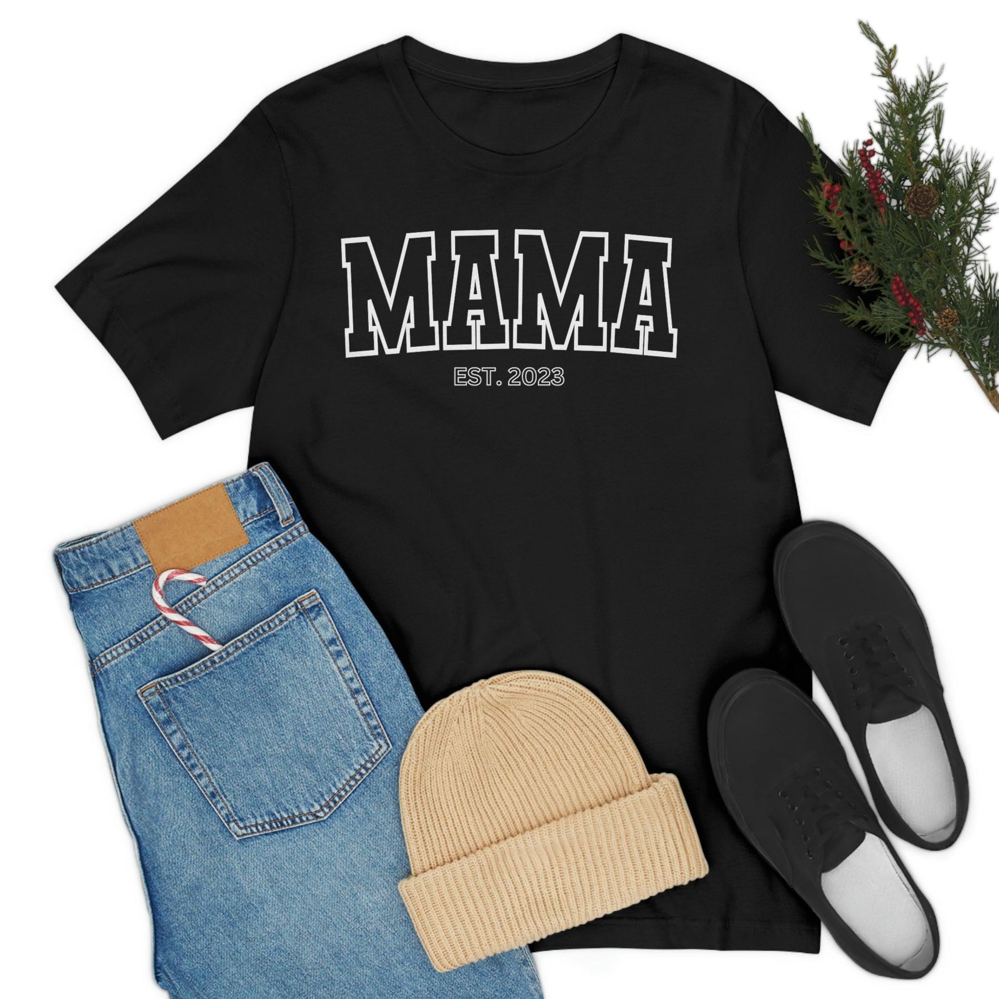 MAMA est 2023 shirt - new mom shirt - baby shower gift - Giftsmojo